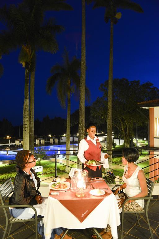 Lake Victoria Hotel Ентебе Екстериор снимка