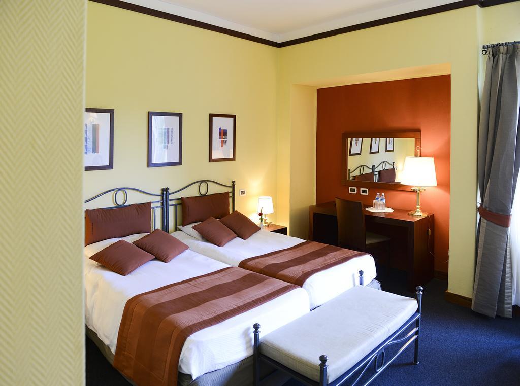 Lake Victoria Hotel Ентебе Стая снимка