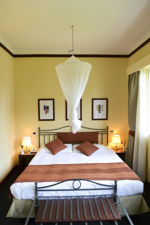 Lake Victoria Hotel Ентебе Стая снимка