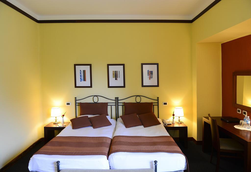 Lake Victoria Hotel Ентебе Стая снимка