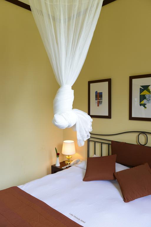 Lake Victoria Hotel Ентебе Стая снимка
