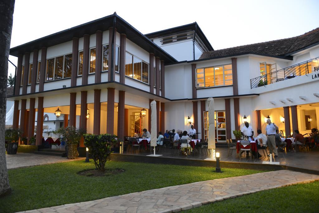 Lake Victoria Hotel Ентебе Екстериор снимка