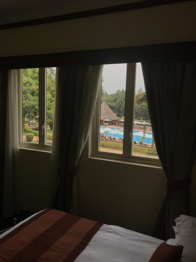 Lake Victoria Hotel Ентебе Стая снимка